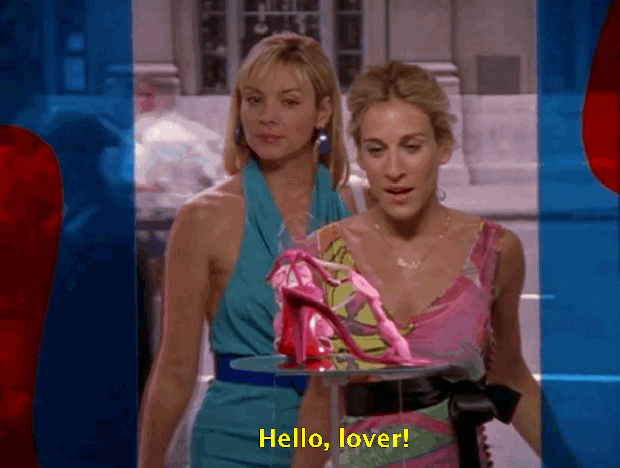 carrie bradshaw.gif